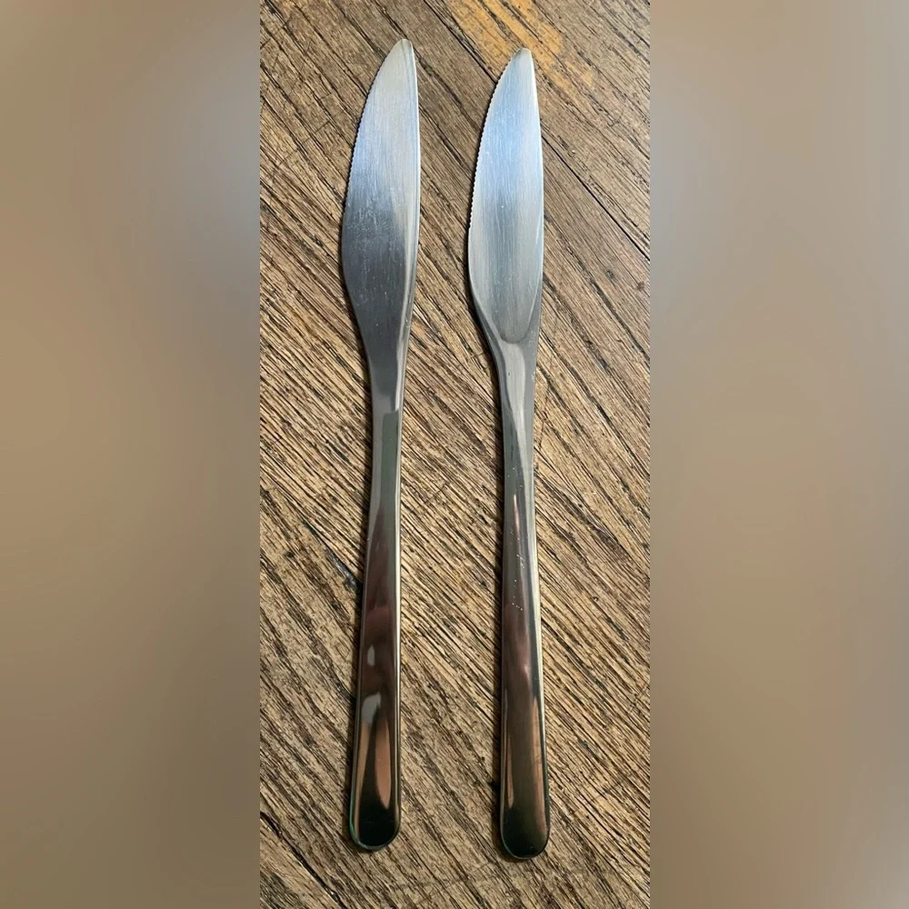 Silver Metal Knife Set